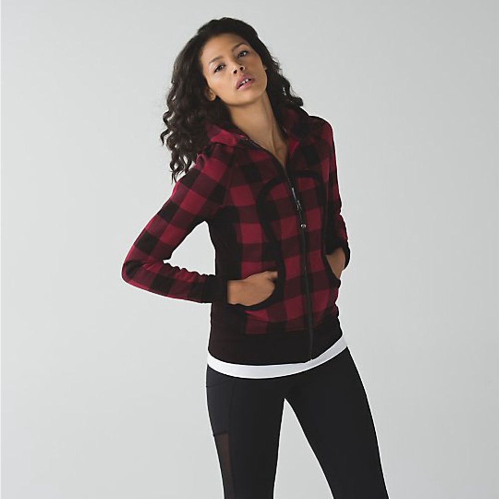 SOLD Lululemon Scuba Hoodie II
Mini Camp Check Printed Heathered Cranberry  2